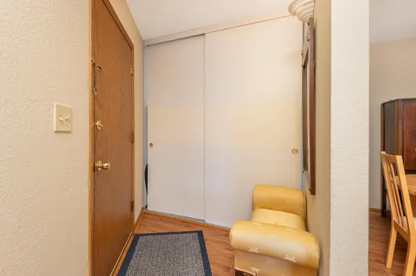 $189,900 | 5440 3 Points Boulevard, Unit 525, Mound, MN 55364