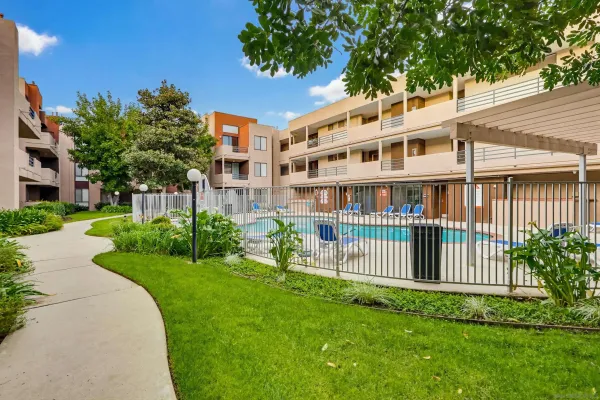 $449,000 | 7826 Topanga Canyon Boulevard, Unit 210, Canoga Park, CA 91304