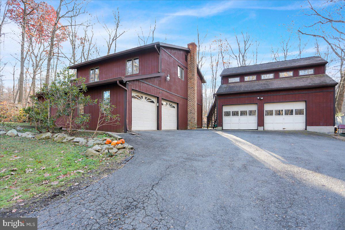 4 car garage