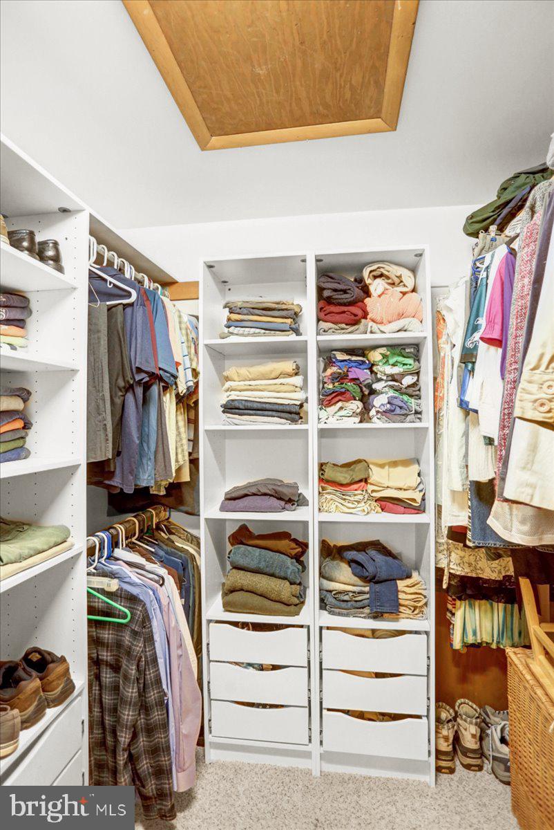 10 Jaindl Road Mertztown, PA 19539 - Photo 19 of 35 Walk-in closet