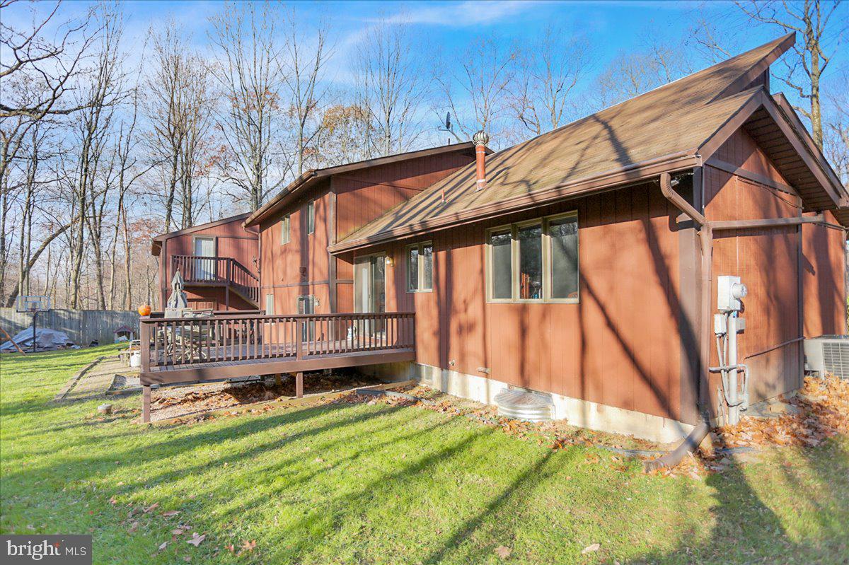 10 Jaindl Road Mertztown, PA 19539 - Photo 32 of 35 Back deck