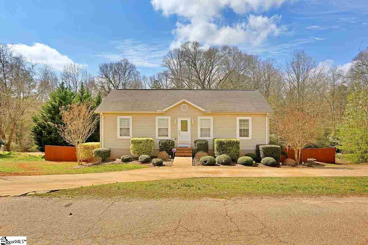111 Elrod Place Road Piedmont, SC 29673 - Photo 1 of 31 Gallery Image 1