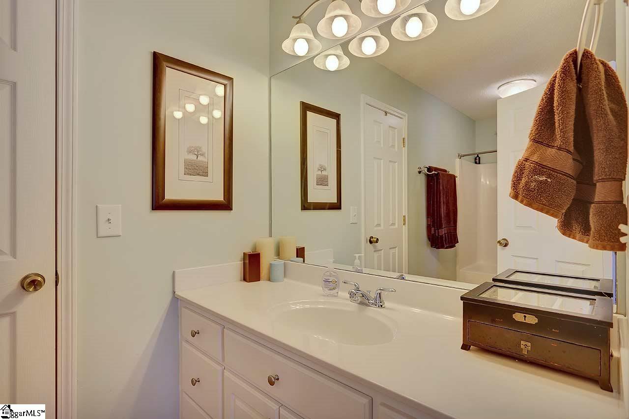 111 Elrod Place Road Piedmont, SC 29673 - Photo 16 of 31 Gallery Image 16