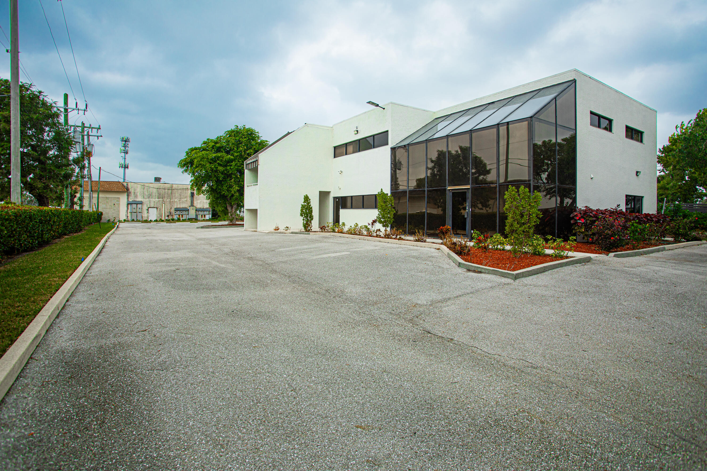 1700 Old Okeechobee Road West Palm Beach, FL 33409 - Photo 4 of 21 1700 4