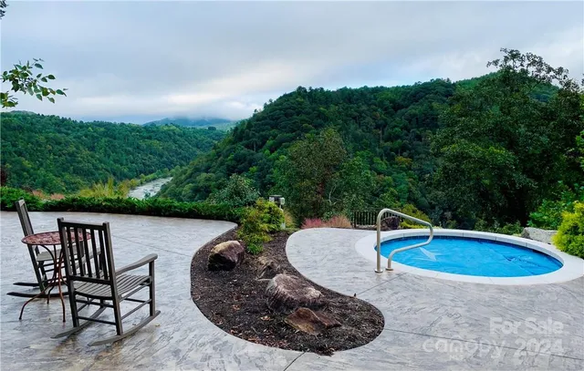 $139,000 | 391 Red Fox Trail, Unit 16, Marshall, NC 28753