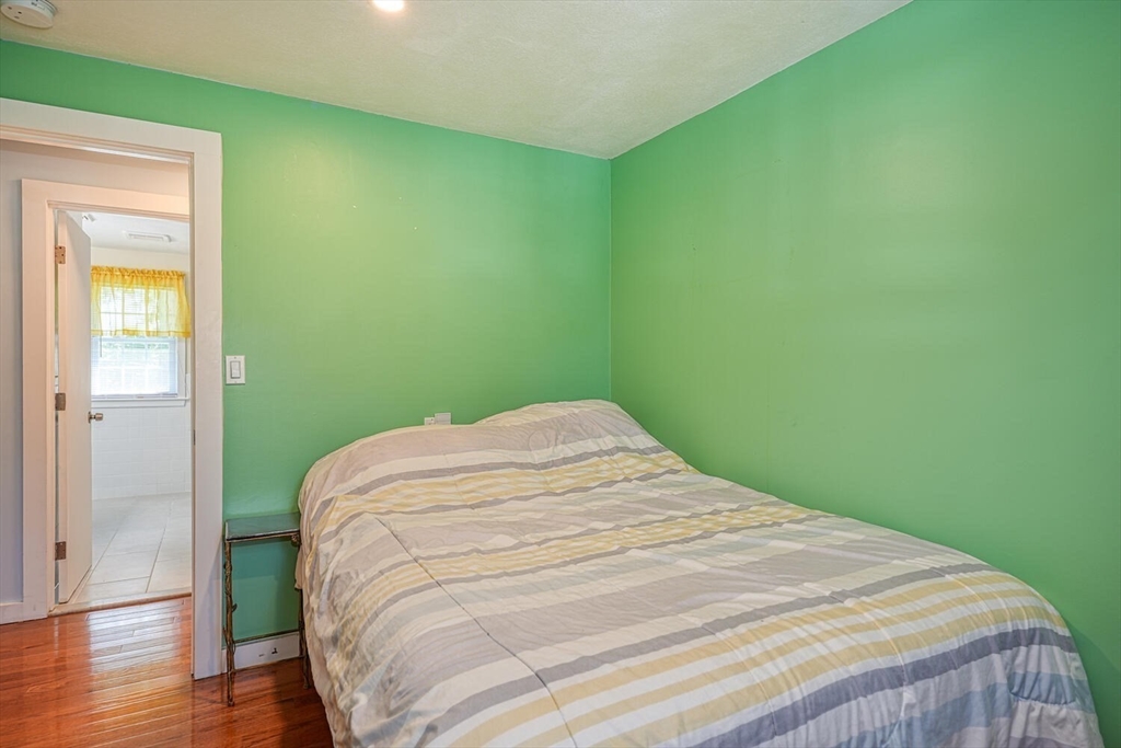 47 Robin Hood Road Marlborough, MA 01752 - Photo 15 of 28 Gallery Image 15