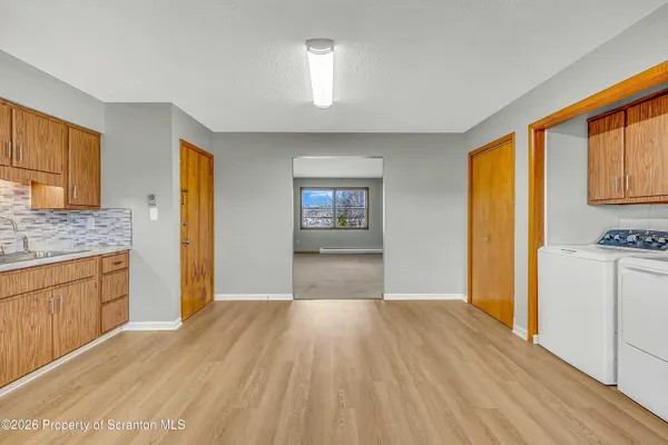 $1,300 | 809 Moosic Road, Old Forge, PA 18518