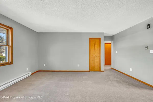 $1,300 | 809 Moosic Road, Old Forge, PA 18518