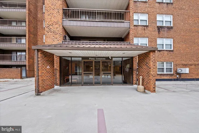 $415,000 | 215 Haddonfield Cmns, Unit 215, Haddonfield, NJ 08033