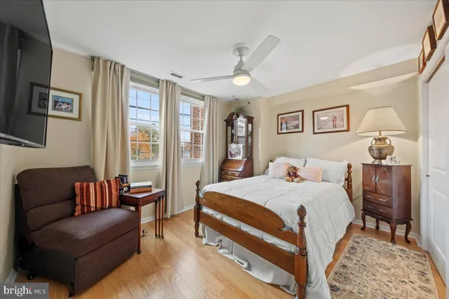 $415,000 | 215 Haddonfield Cmns, Unit 215, Haddonfield, NJ 08033