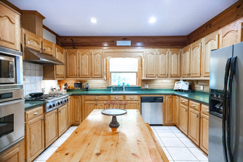 215 Player Lane Ruffin, SC 29475 - Photo 4 of 34 KITCHEN