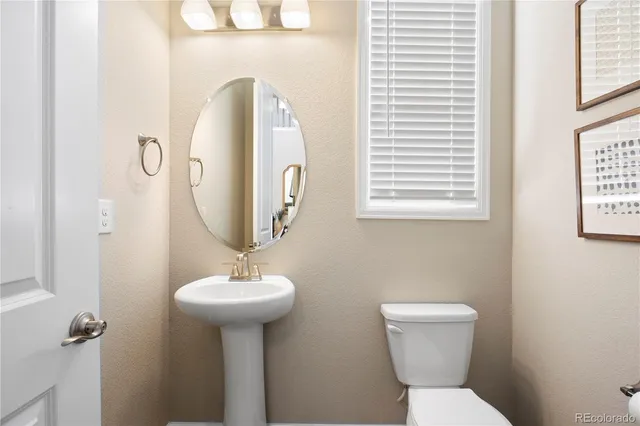 $835,000 | 6652 South Biloxi Way, Aurora, CO 80016