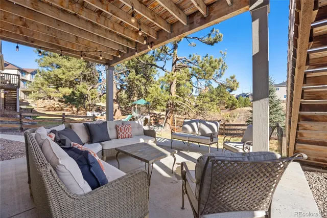 $835,000 | 6652 South Biloxi Way, Aurora, CO 80016