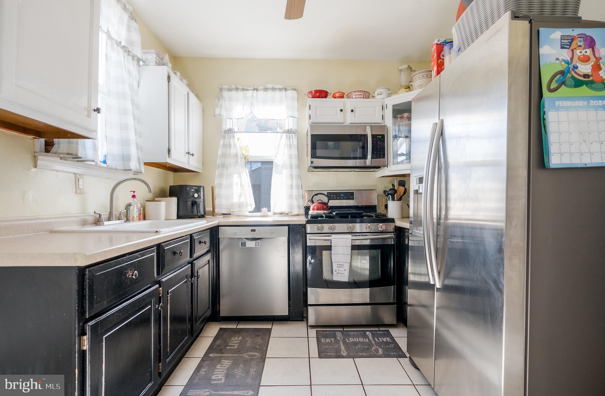 409 Cleveland Avenue Riverside, NJ 08075 - Photo 5 of 12