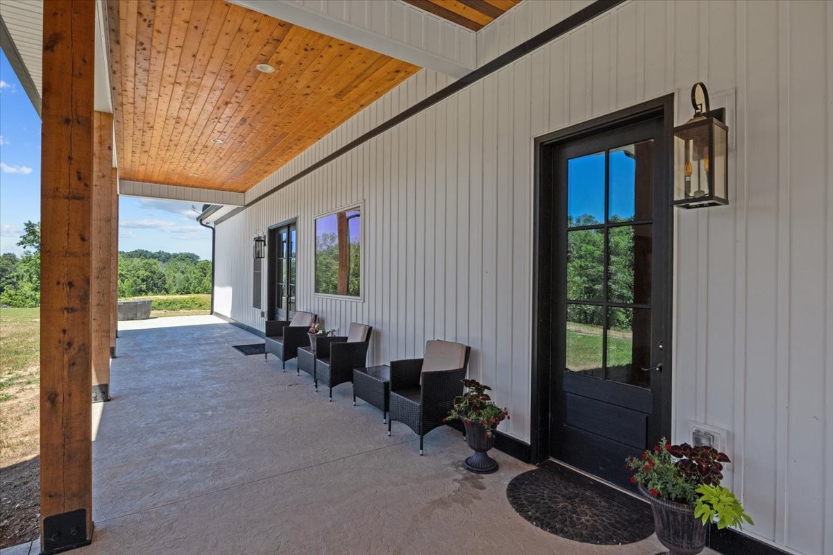 1489 Utley Road Camden, TN 38320 - Photo 3 of 60