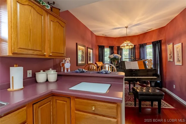 $315,000 | 256 North High Street, Camdenton, MO 65020