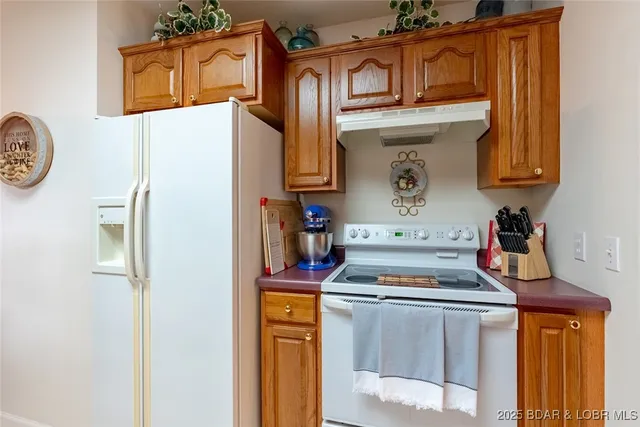 $315,000 | 256 North High Street, Camdenton, MO 65020