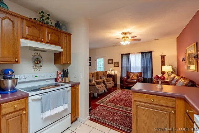 $315,000 | 256 North High Street, Camdenton, MO 65020