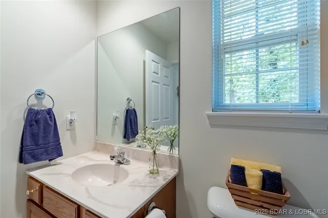 $315,000 | 256 North High Street, Camdenton, MO 65020