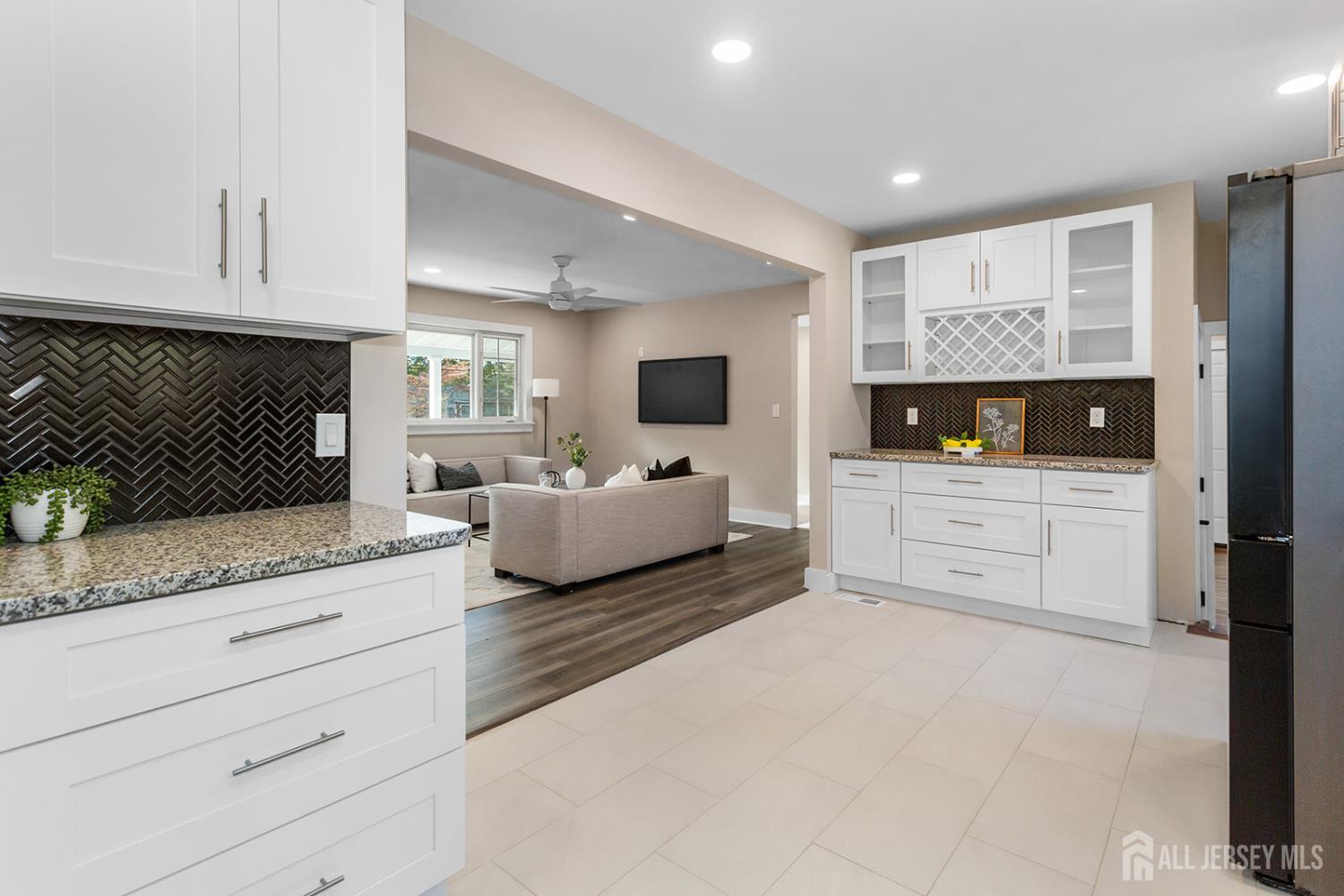 47 Glen Road Howell, NJ 07731 - Photo 20 of 37 Gallery Image 20