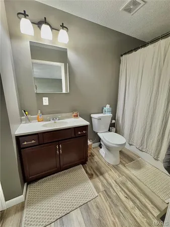 $379,900 | 54291 Johnny Trail, Hannibal, MO 63401