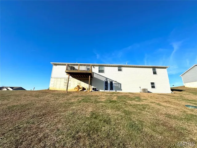 $390,000 | 54291 Johnny Trail, Hannibal, MO 63401