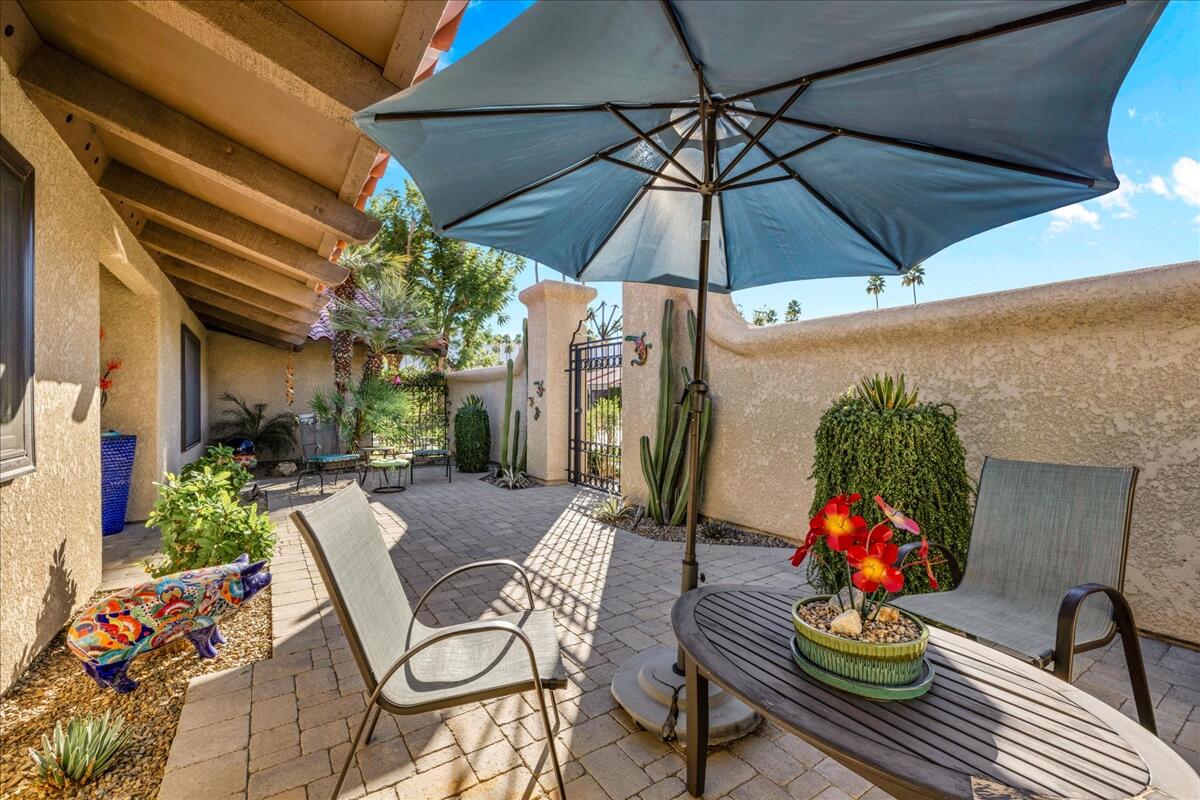 105 Esplanade Street Rancho Mirage, CA 92270 - Photo 8 of 66 08-08