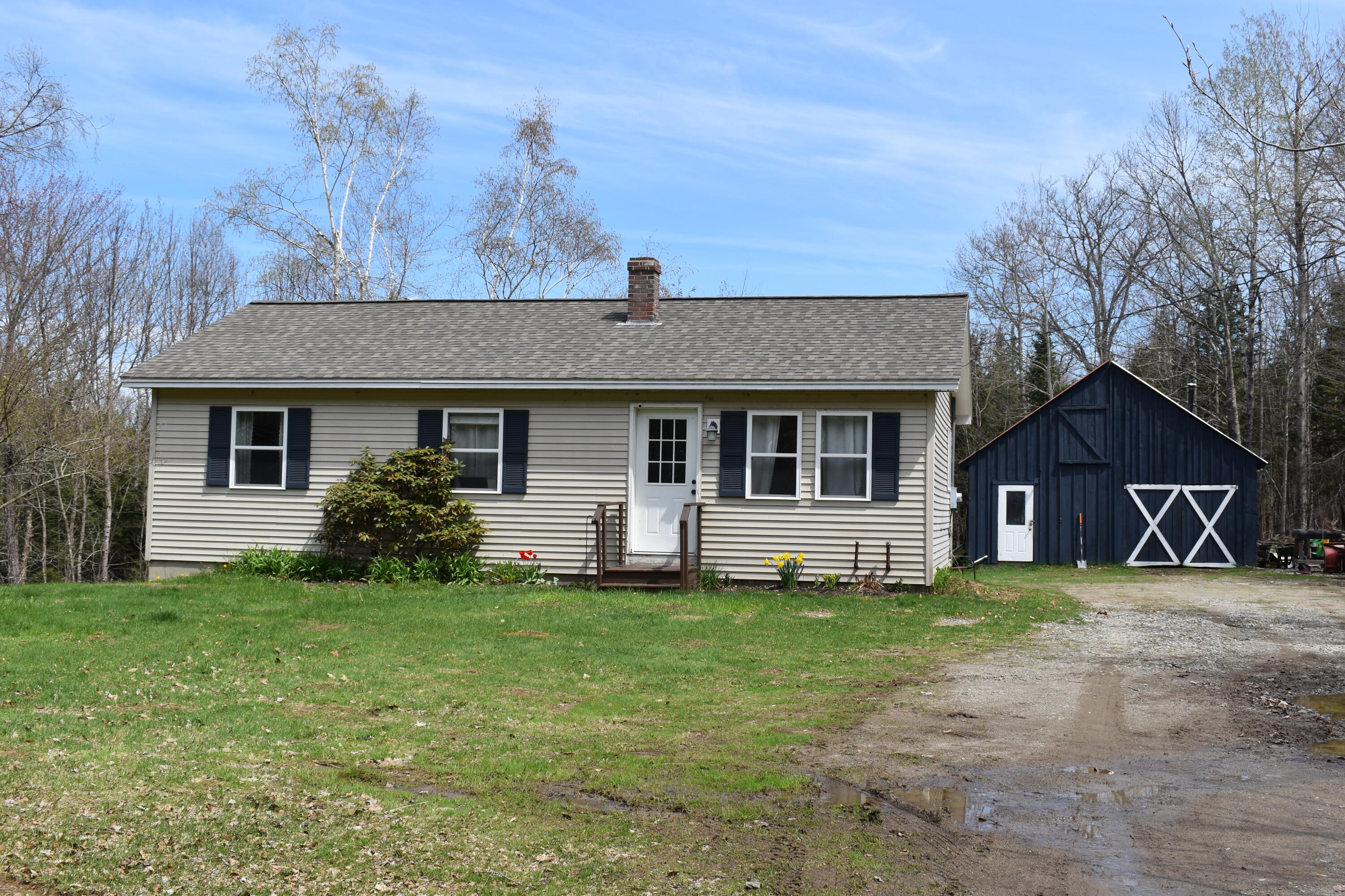 104 Town Farm Road Lincoln, ME 04457 - Photo 1 of 19 DSC_0149