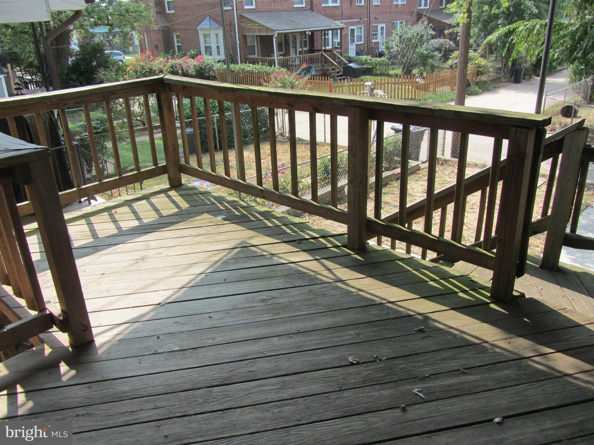 508 Academy Road Baltimore, MD 21228 - Photo 10 of 11 Wood Deck