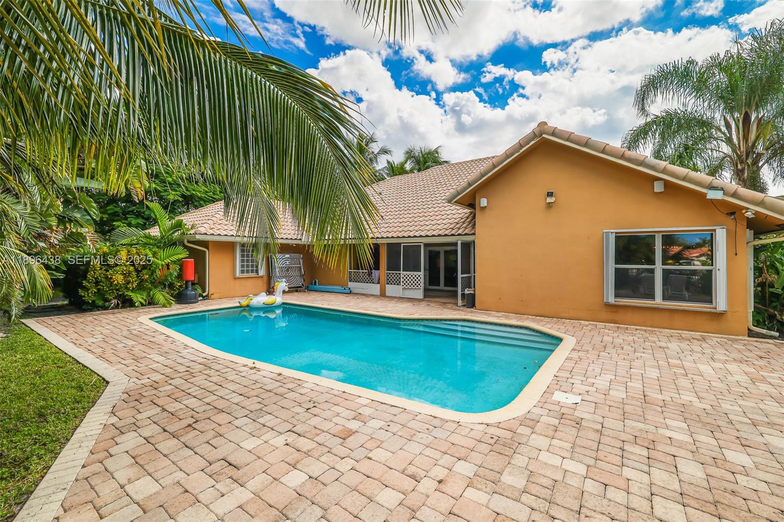 10101 Southwest 5th Street Plantation, FL 33324 - Photo 57 of 77