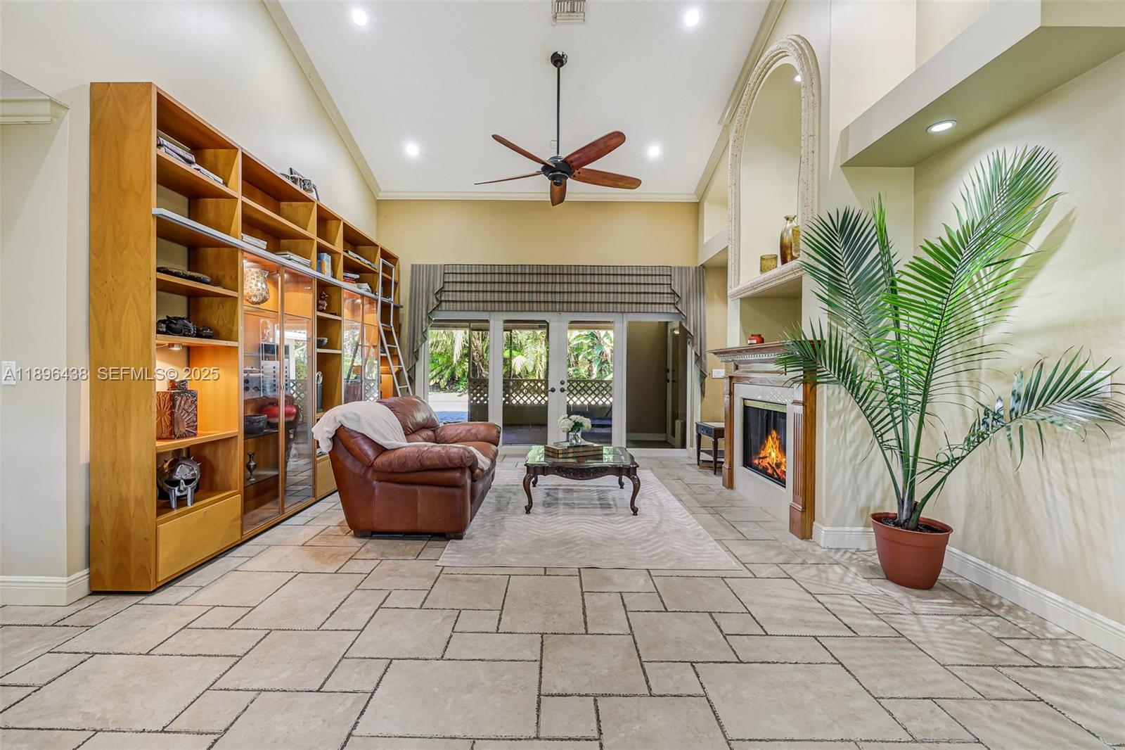10101 Southwest 5th Street Plantation, FL 33324 - Photo 6 of 77