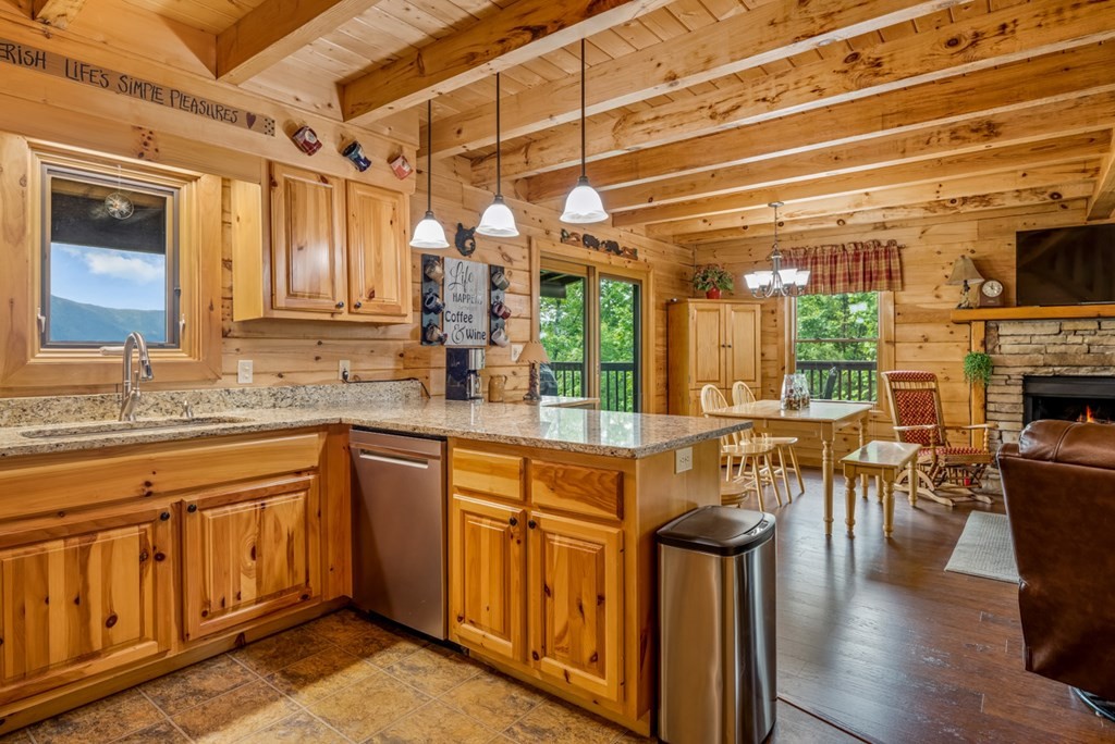 4518 Stackstone Road Sevierville, TN 37862 - Photo 18 of 58 Gallery Image 18