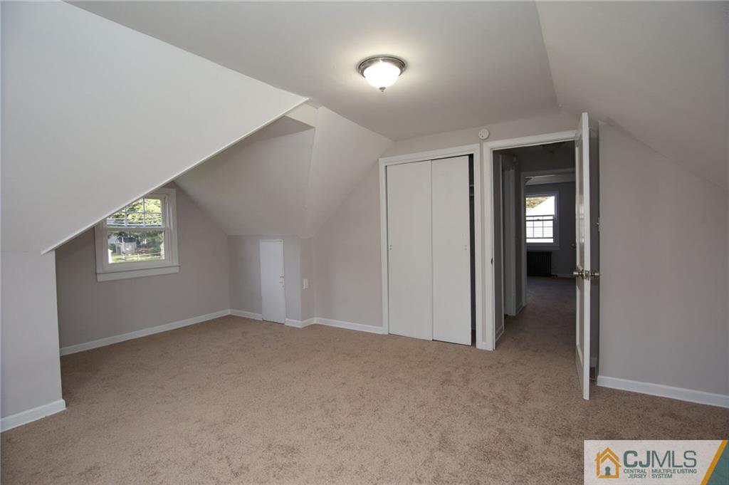 21 Rolling Road Middlesex, NJ 08846 - Photo 13 of 25 Gallery Image 13