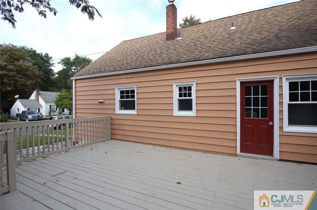 21 Rolling Road Middlesex, NJ 08846 - Photo 17 of 25 Gallery Image 17