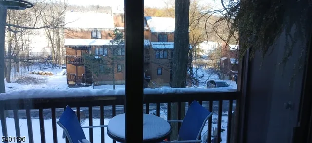 $1,850 | 6 Village Way, Vernon, NJ 07462