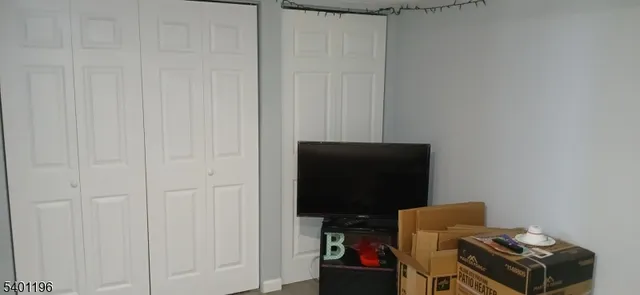 $1,850 | 6 Village Way, Vernon, NJ 07462