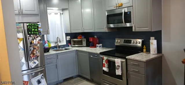 $1,850 | 6 Village Way, Vernon, NJ 07462