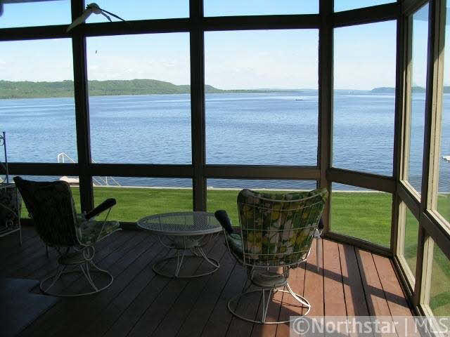 420 Central Point Road Lake City, MN 55041 - Photo 3 of 6 Gallery Image 3
