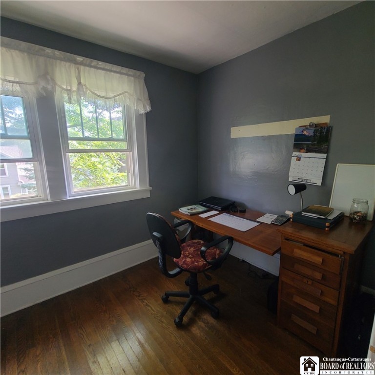 91 West Doughty Street Dunkirk, NY 14048 - Photo 22 of 33 Bedroom 3 set up as an office