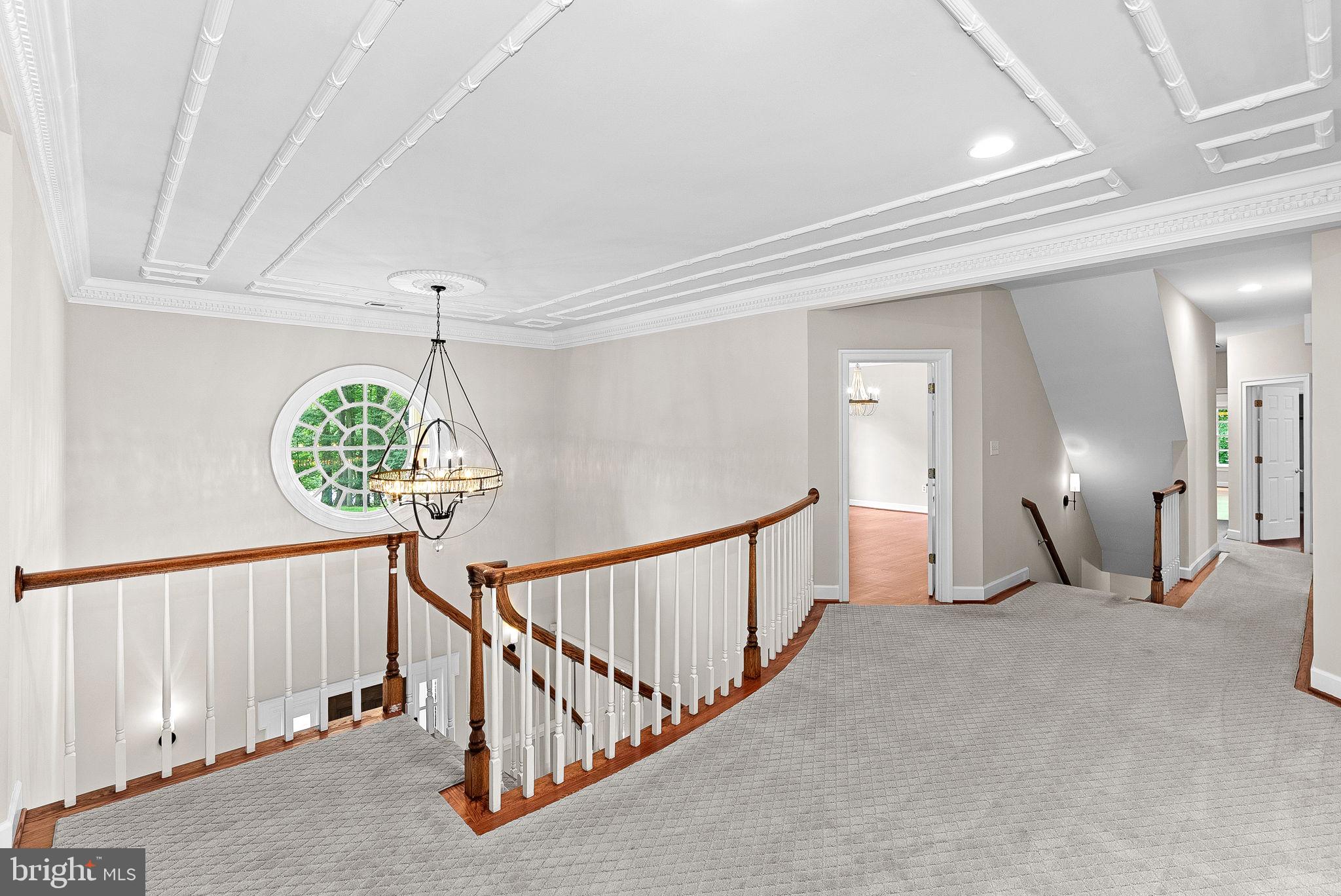 190 Falcon Ridge Road Great Falls, VA 22066 - Photo 34 of 122 Upper Level Hallway