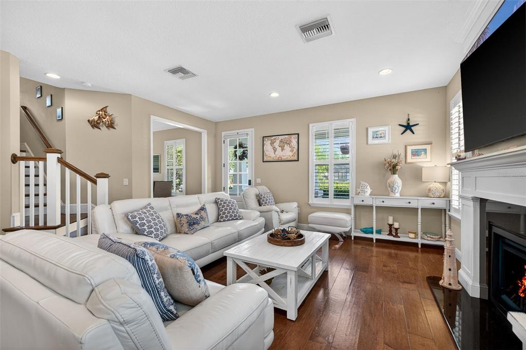 3518 Cowart Street New Port Richey, FL 34655 - Photo 6 of 43