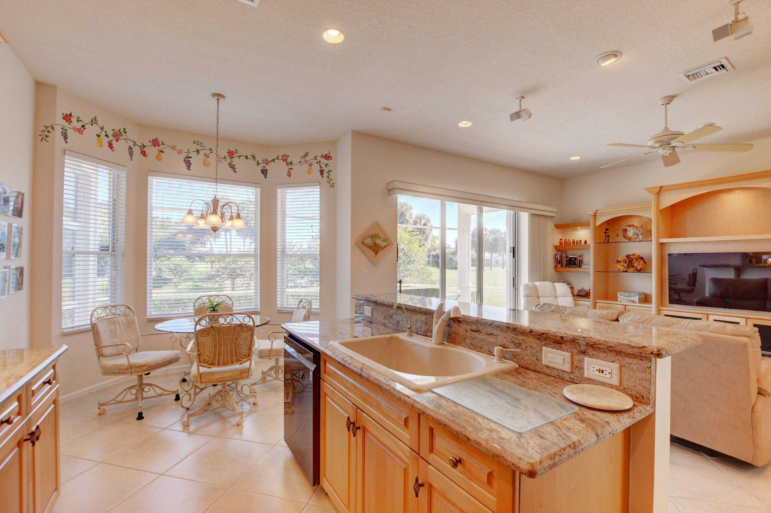 7097 Haviland Circle Boynton Beach, FL 33437 - Photo 11 of 72 EBF_8226And4more