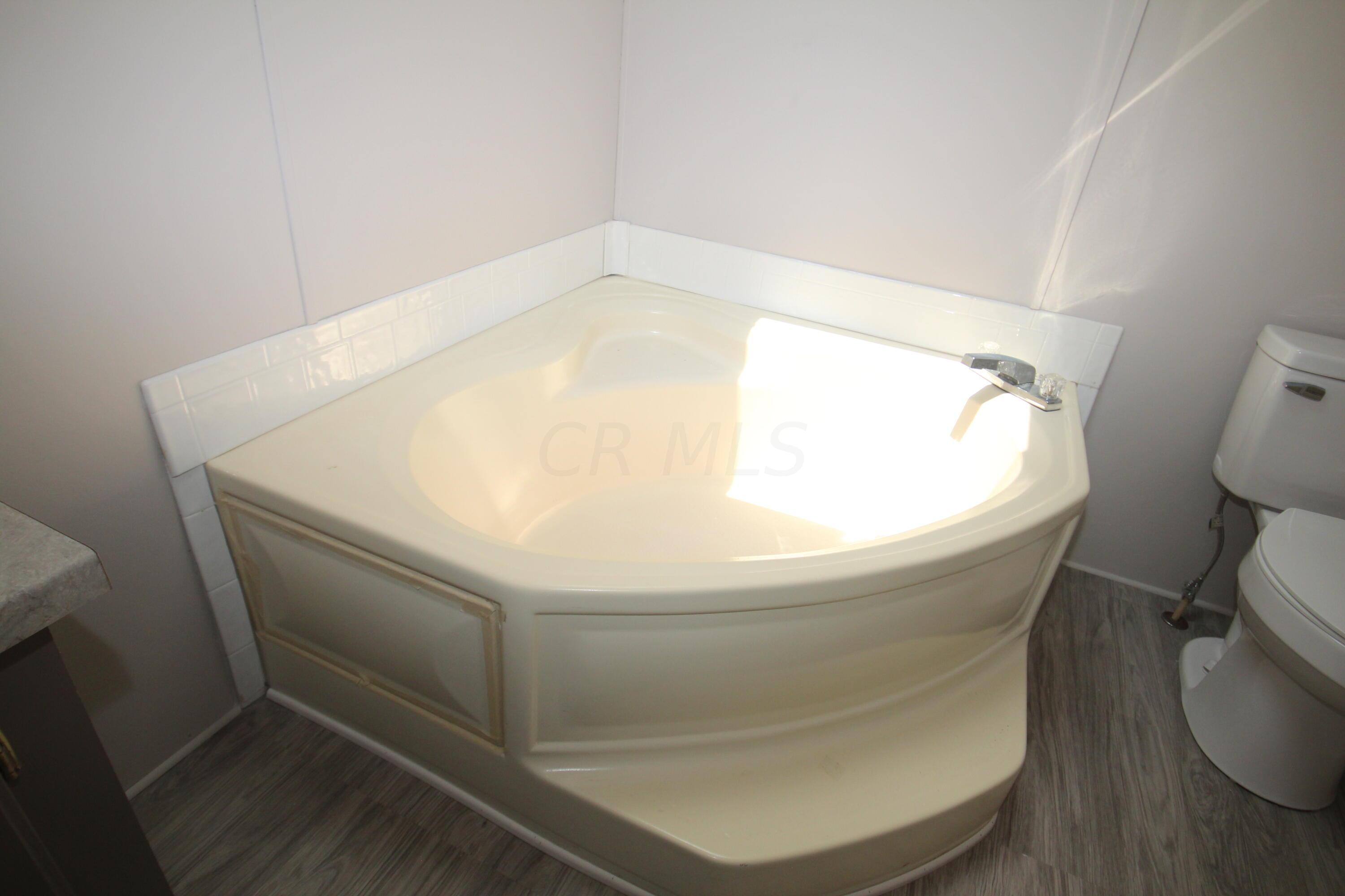 411 Doris Road Pataskala, OH 43062 - Photo 29 of 42 master suite