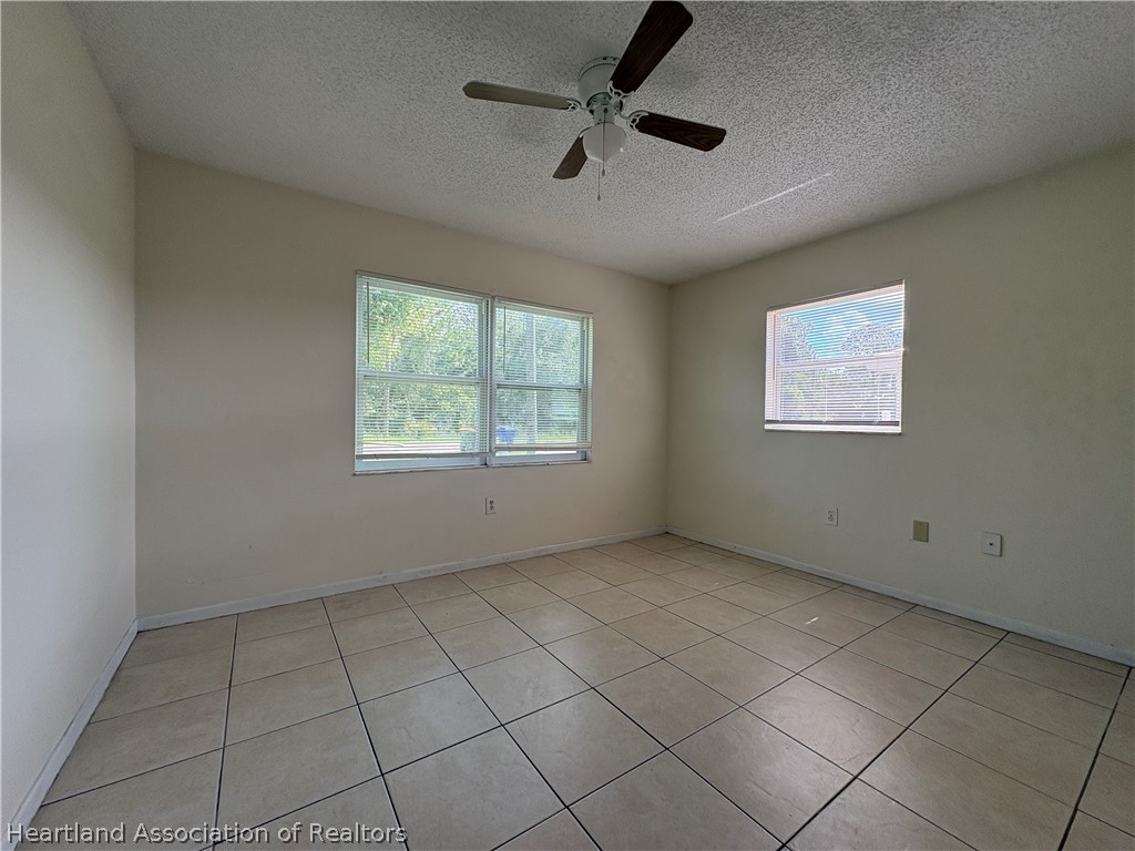 1403 Bassage Road Sebring, FL 33875 - Photo 5 of 20