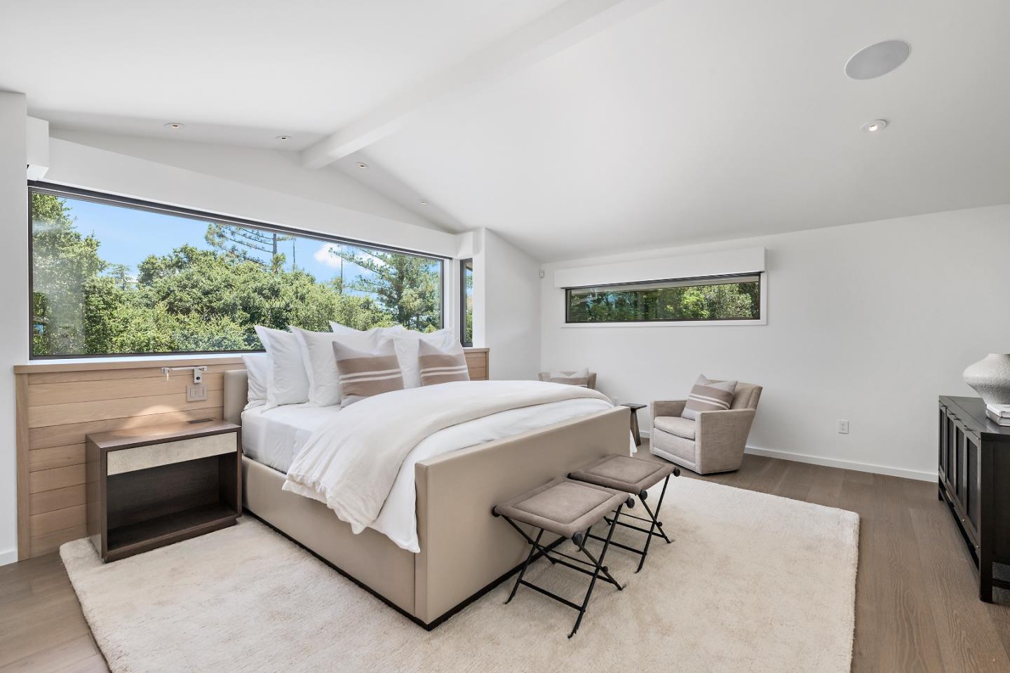 396 Raymundo Drive Woodside, CA 94062 - Photo 21 of 58