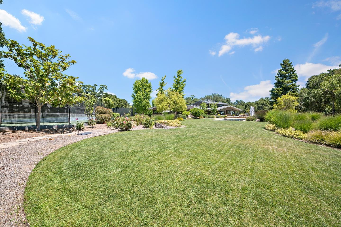 396 Raymundo Drive Woodside, CA 94062 - Photo 58 of 58 a view of a garden