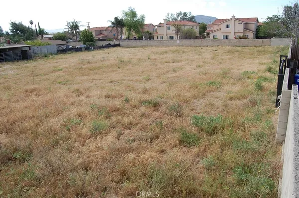 $1,200,000 | 9408 Poplar Avenue, Fontana, CA 92335