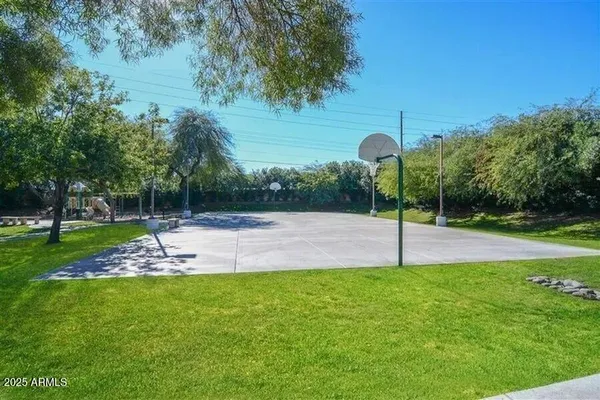$1,670 | 5102 East Piedmont Road, Unit B2, Phoenix, AZ 85044