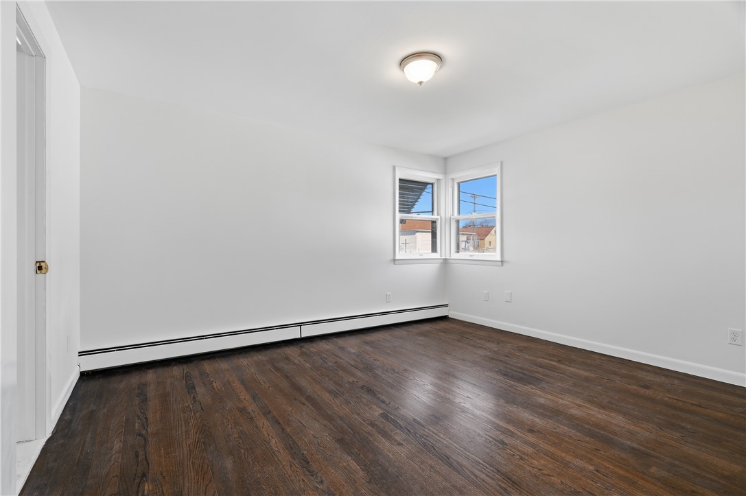 20 Dean Street Pawtucket, RI 02861 - Photo 17 of 40