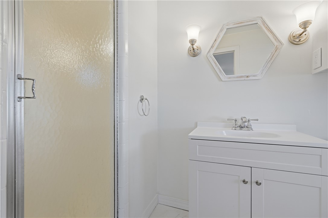 20 Dean Street Pawtucket, RI 02861 - Photo 19 of 40